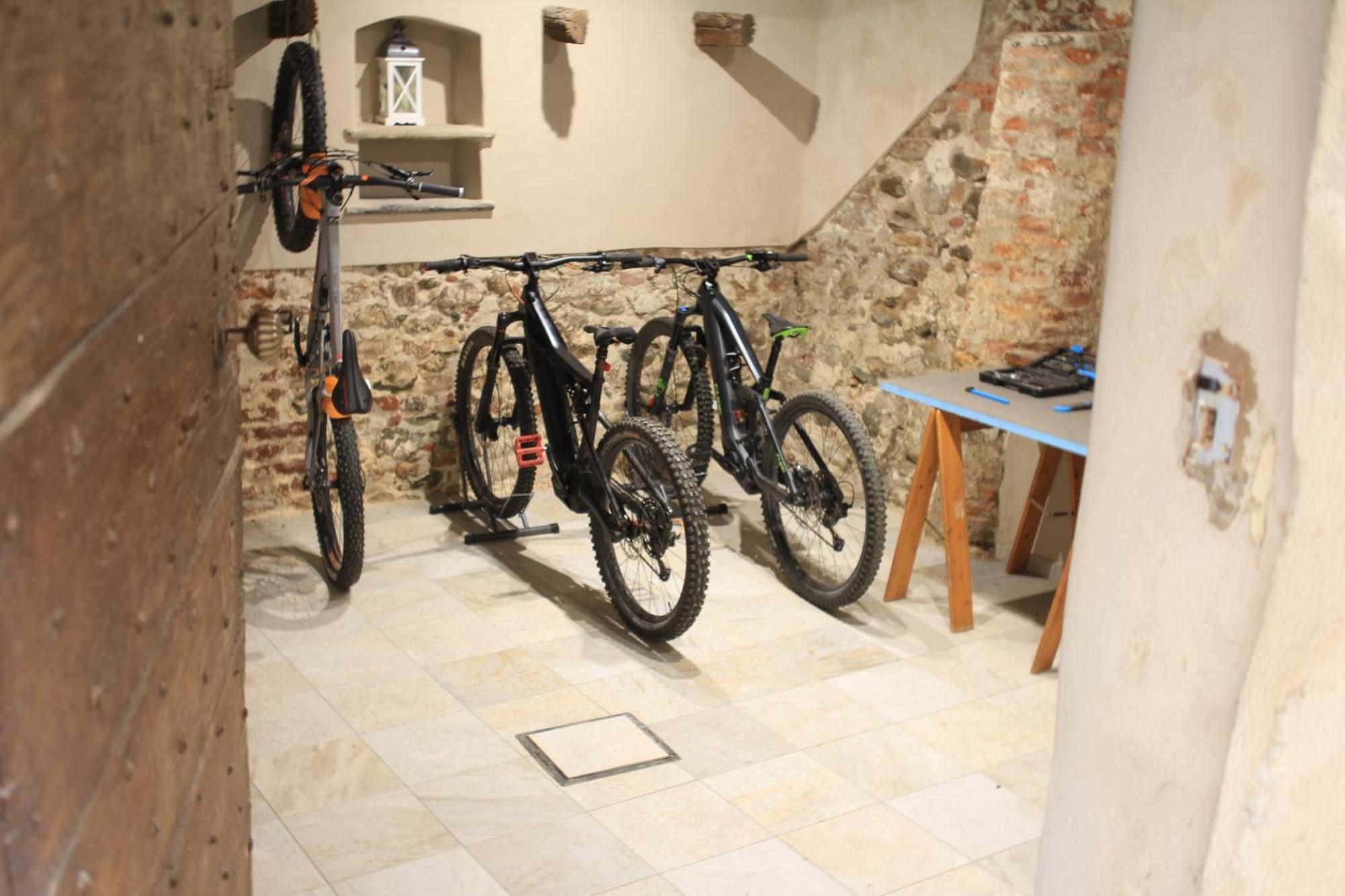 R&B La Torre Bed and Breakfast Mondovì Eksteriør billede